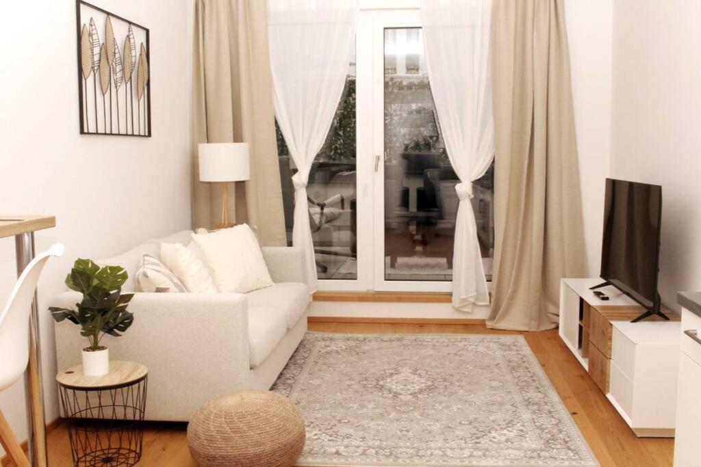Orestaliving - View Of Viena Exterior foto